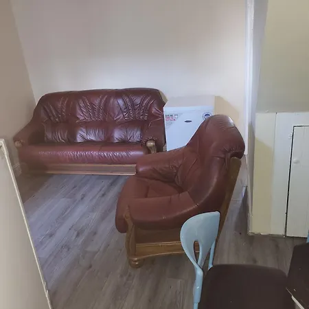 Ad Letting * Middlesbrough