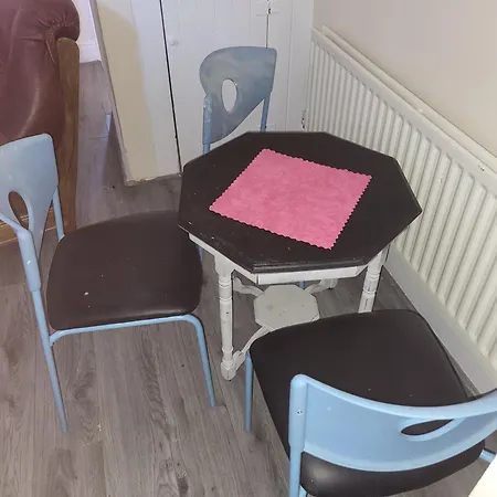 Ad Letting * Middlesbrough